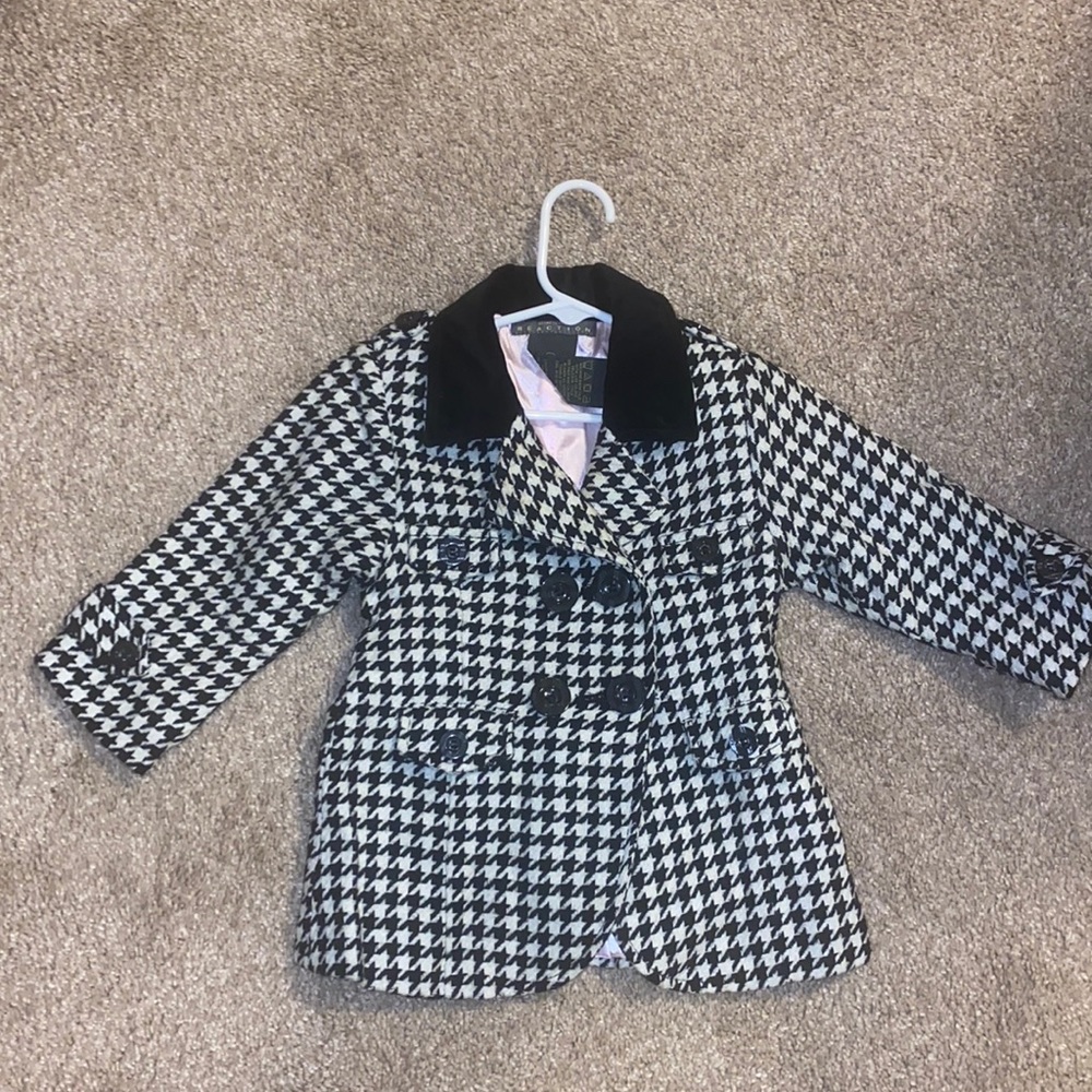 Black and white houndstooth jacket